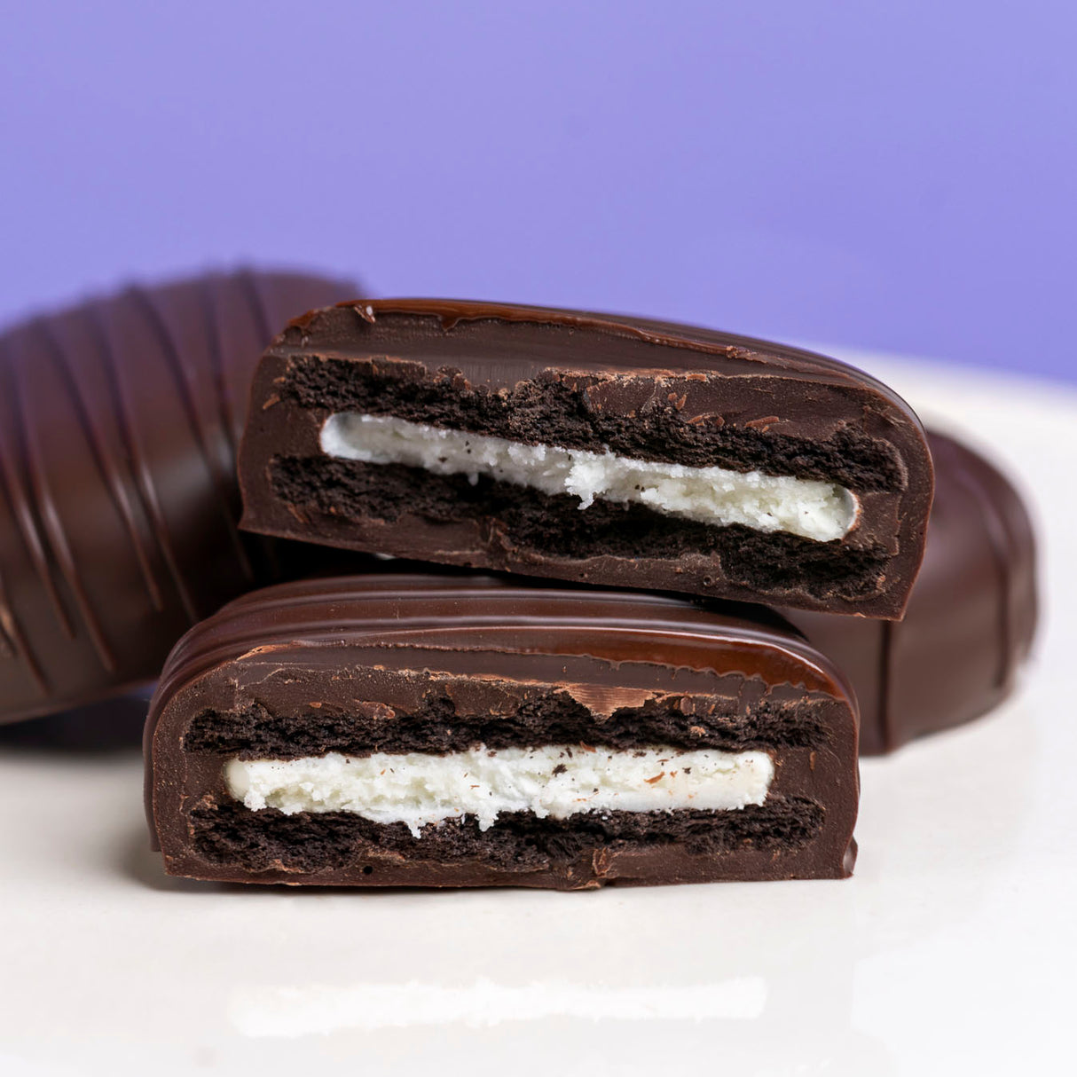 Dark Chocolate Drizzled Oreos