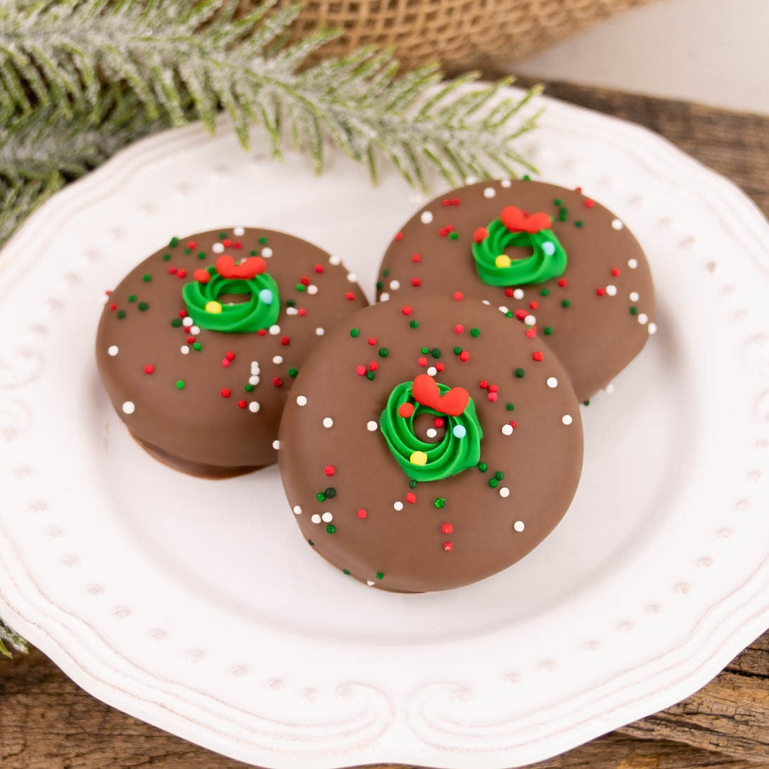 Milk Chocolate Christmas Wreath Oreo