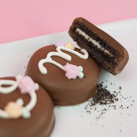 Milk Chocolate MOM Oreo Set